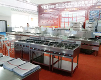 專業(yè)成都廚具廠為你介紹商用廚房設(shè)備銷售后的三大風(fēng)險(推薦)