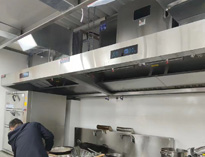 廚具廚房設備生產廠家告訴你商用廚房設備的清洗和維護措施有哪些